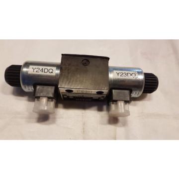 BOSCH REXROTH Hydraulic Solenoid Directional Control Valve 4600PSI 9810231433