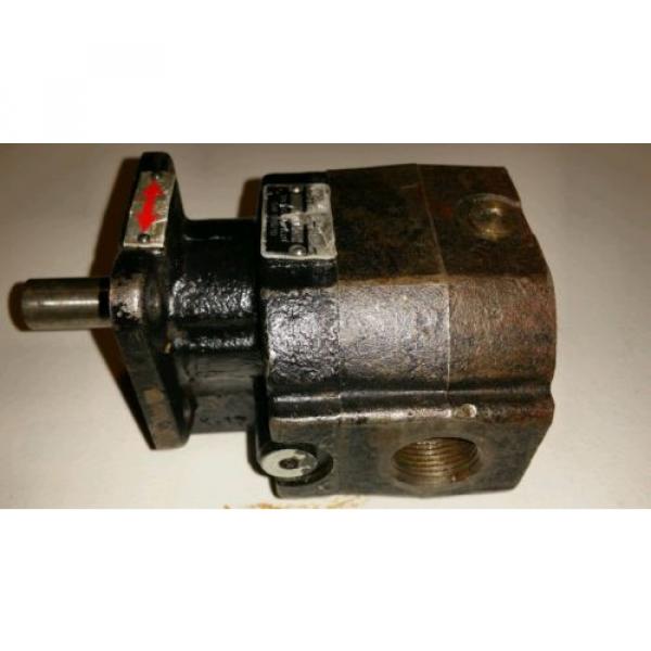 Hydraulic Lesotho  Pump Global MFG. 1038 8HC 5/8&#034; Shaft #1 image