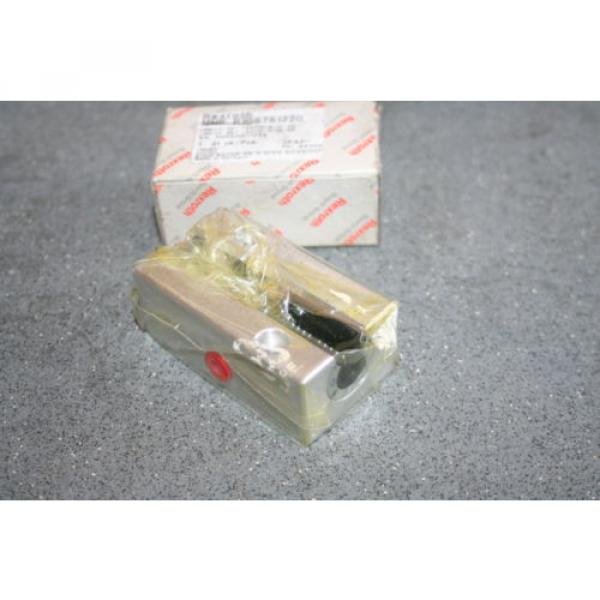 Rexroth Bosch R1087-612-20 Linear Bearing Block 12mm  R108761220   Origin #3 image