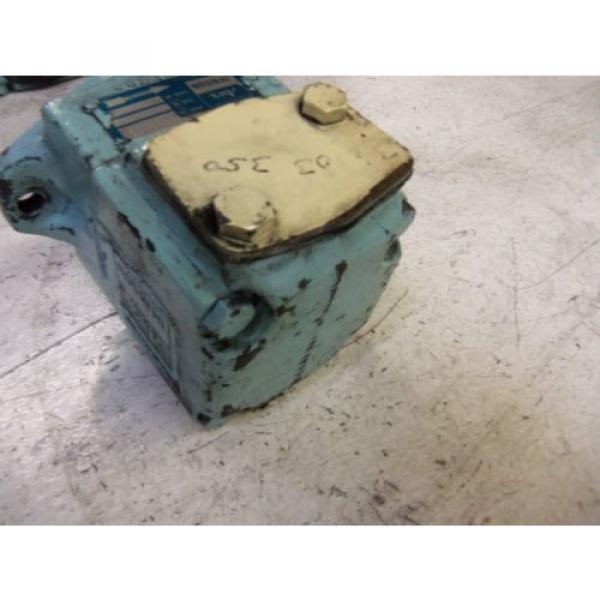 DENISON Jordan  T5C-008-2L00-A1 MOTOR USED #3 image