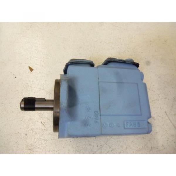 DENISON Liberia  T6C-012-1R01-C5 MOTOR USED #1 image