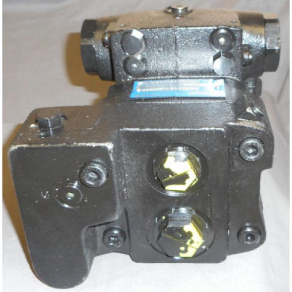 PVM-011 Dominican Republic  OILGEAR HYDRAULIC PUMP #5 image